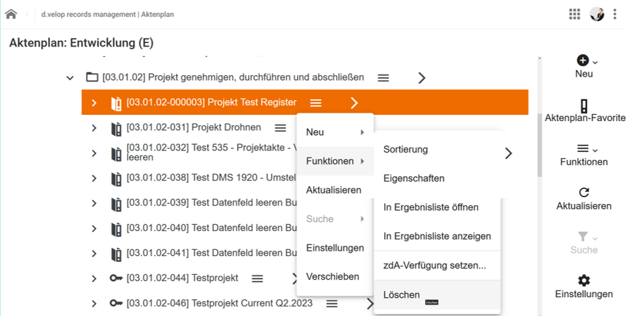 Im rechten Seitenmenü des DMS Aktenplans ist das Untermenü unter den drei waagerechten Strichen ausgewählt. Es enthält die Einträge Sortieren, Eigenschaften, In Ergebnisliste anzeigen, zdA-Verfügung setzen und Löschen. Löschen ist ausgewählt. In der Mitte ist ein Fenster geöffnet mit dem Titel Eintrag löschen. Die Frage, Soll der gewählte Eintrag wirklich gelöscht werden?, kann mit den Schaltflächen Ja und Nein entweder bestätigt oder verworfen werden. Die Schaltfläche Ja ist rot markiert.